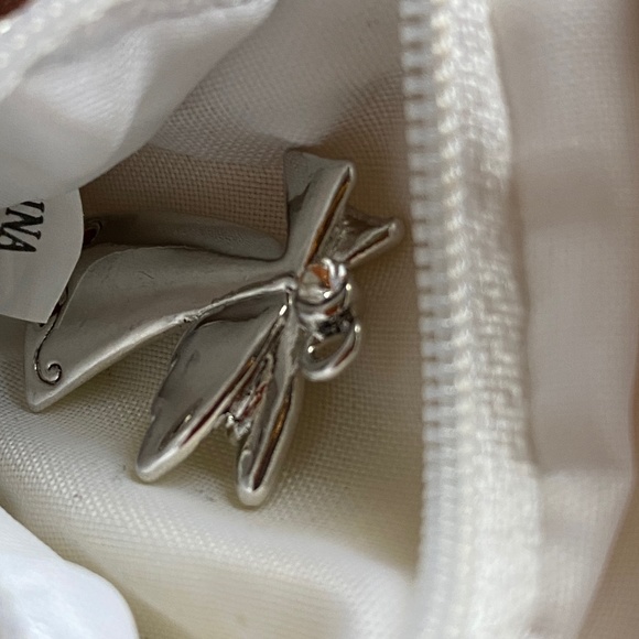 Silver Christmas Guardian Angel Pendant in Silver Sheng Tong Zip Pouch - Picture 11 of 11